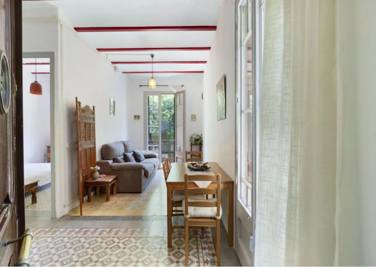 Great Apartment In Sagrada Familia With Balcony Barcelona