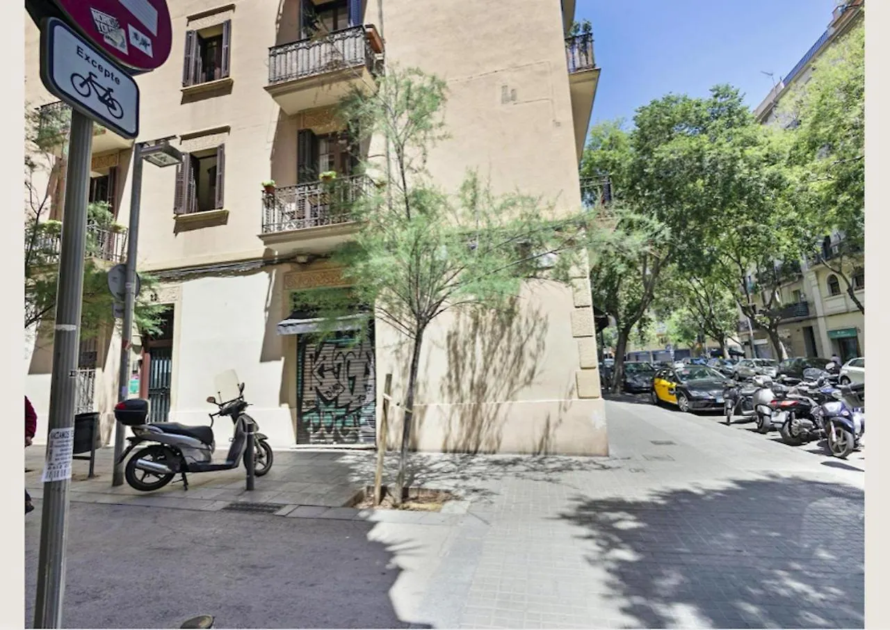 Great Apartment In Sagrada Familia With Balcony Barcelona