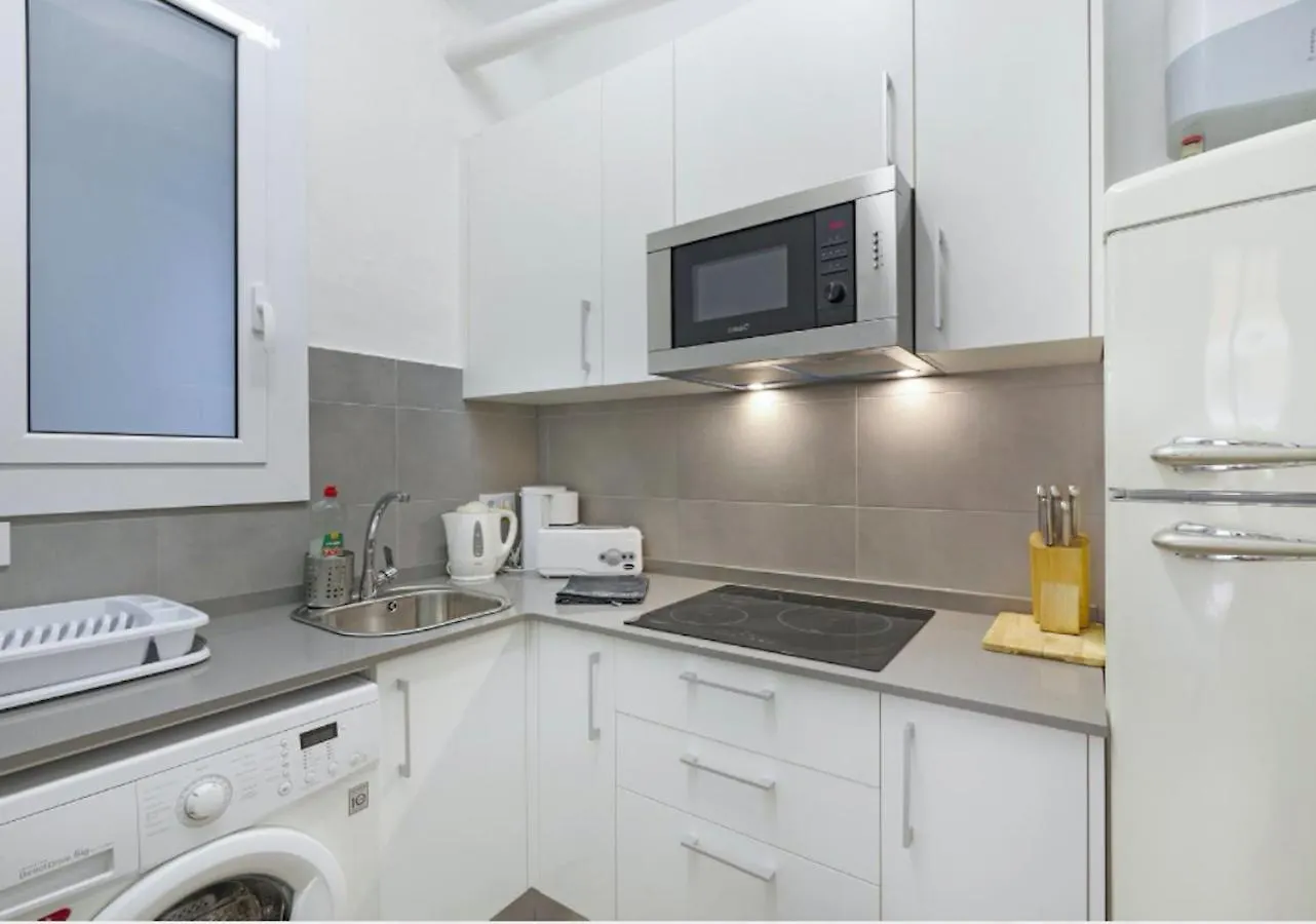 Great Apartment In Sagrada Familia With Balcony Barcelona Spain