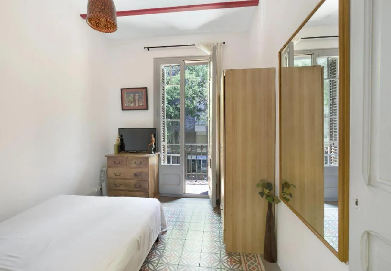 Great Apartment In Sagrada Familia With Balcony Barcelona